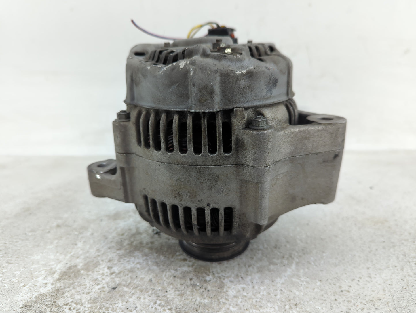 1993 Toyota Camry Alternator Replacement Generator Charging Assembly Engine OEM P/N:270607437084 Fits OEM Used Auto Parts - 