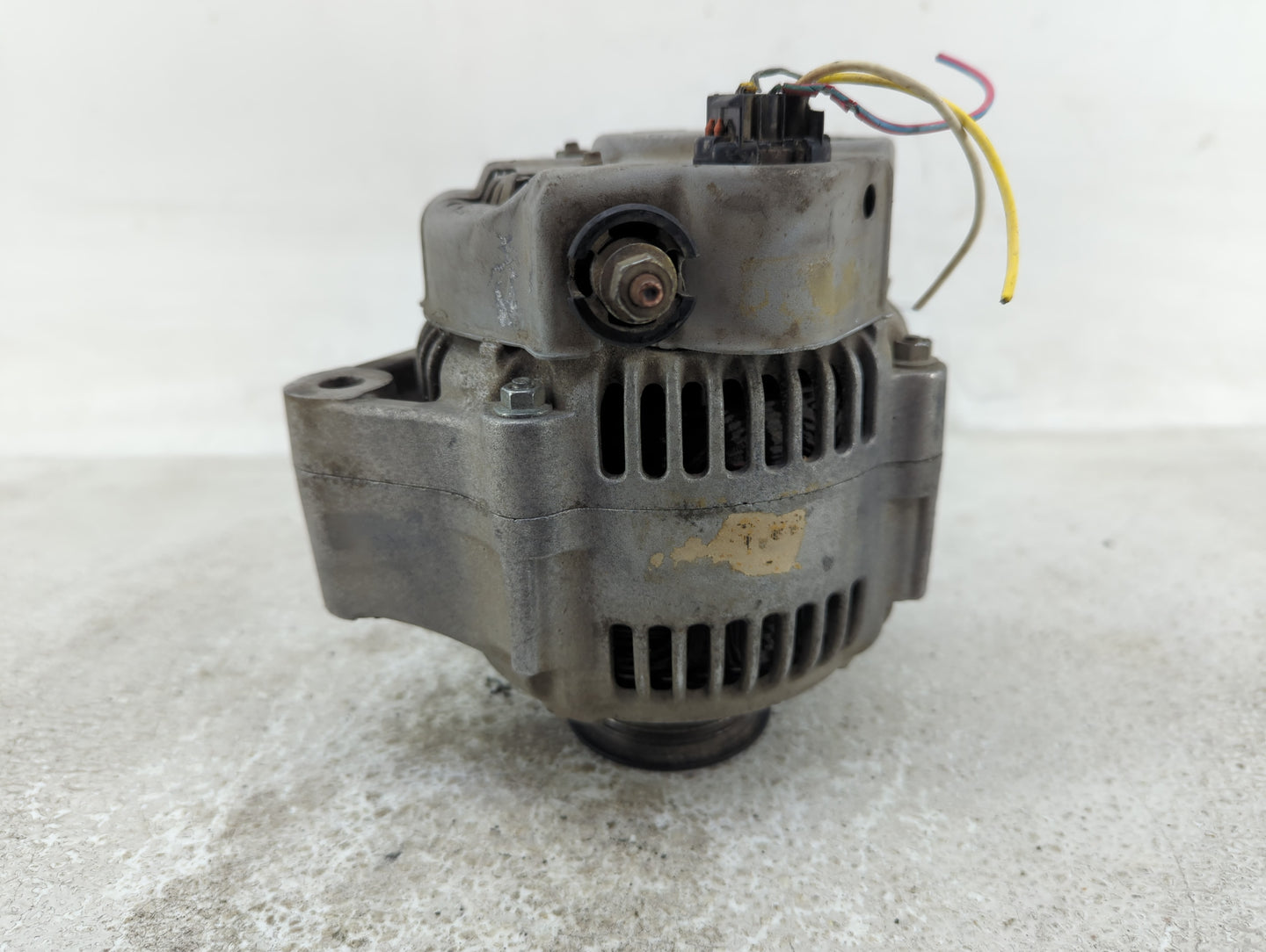 1993 Toyota Camry Alternator Replacement Generator Charging Assembly Engine OEM P/N:270607437084 Fits OEM Used Auto Parts - 