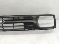 1993 Toyota Pickup Front Grille Bumper Not Included - Oemusedautoparts1.com