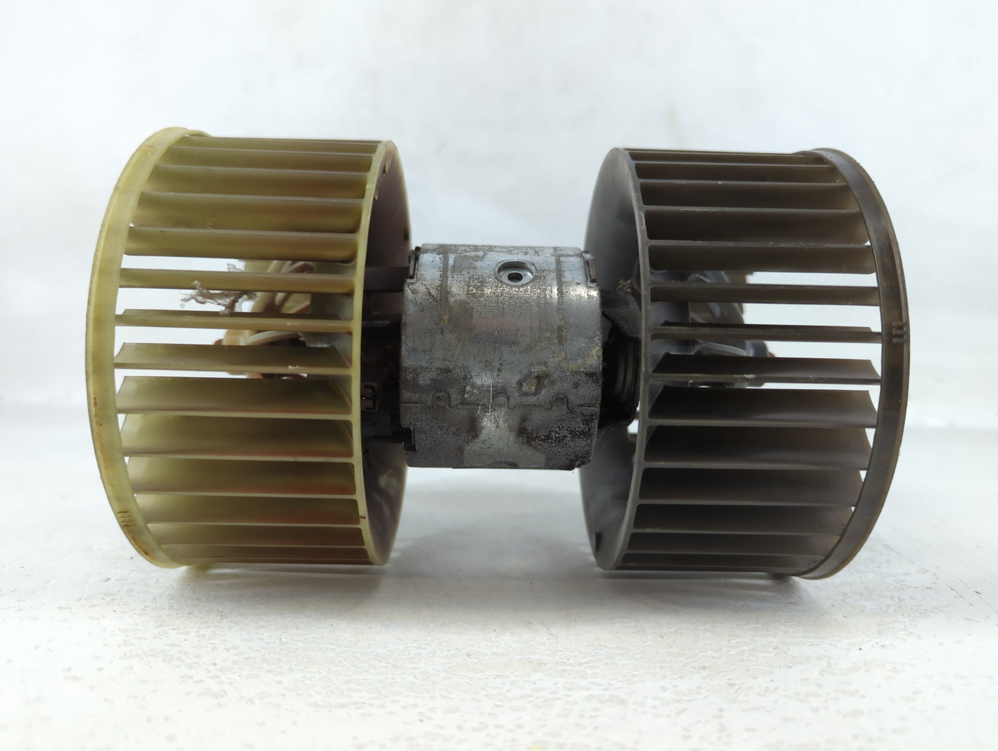 1995-1998 Bmw 318i Heater AC Blower Motor Fits Fits 1992 1993 1994 1995 1996 1997 1998 1999 OEM Used Auto Parts - Oemusedaut