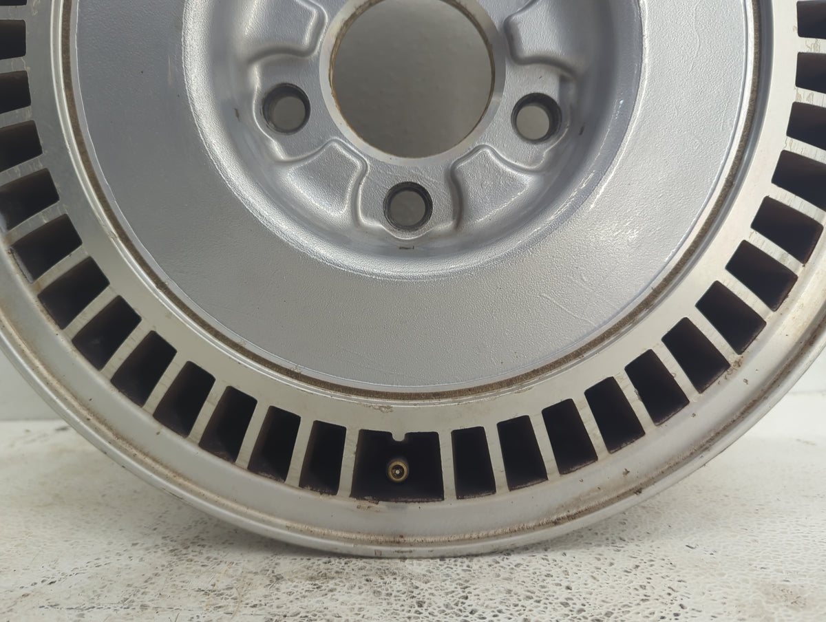 1991-1996 Buick Park Avenue Oem Wheel Rim 1089631 - Oemusedautoparts1.com