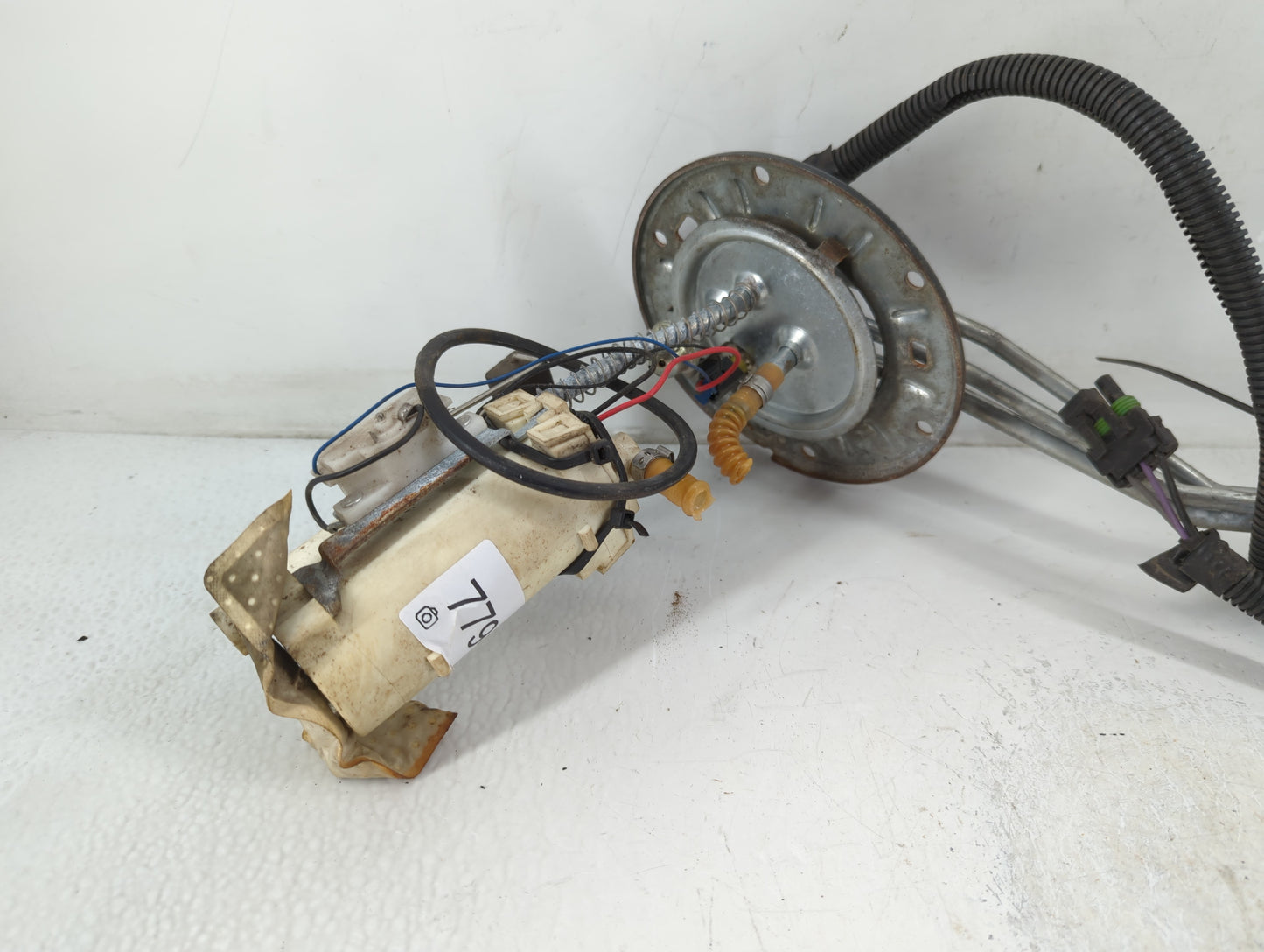 Buick Roadma Electrical Gas Fuel Pump Assembly - Oemusedautoparts1.com