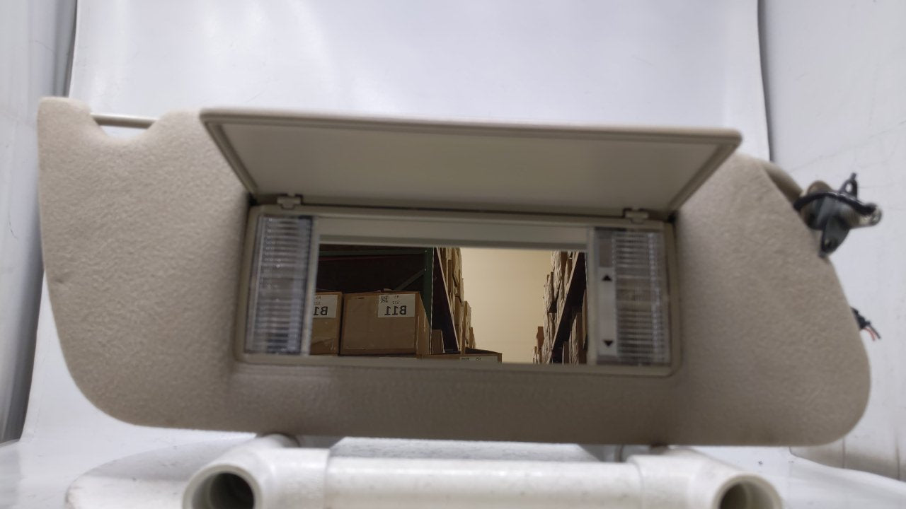 1994 Cadillac Deville Sun Visor Shade Replacement Passenger Right Mirror Fits OEM Used Auto Parts - Oemusedautoparts1.com