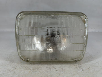 Chevrolet 1500 Passenger Right Oem Head Light Headlight Lamp - Oemusedautoparts1.com