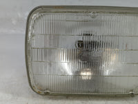 Chevrolet 1500 Passenger Right Oem Head Light Headlight Lamp - Oemusedautoparts1.com