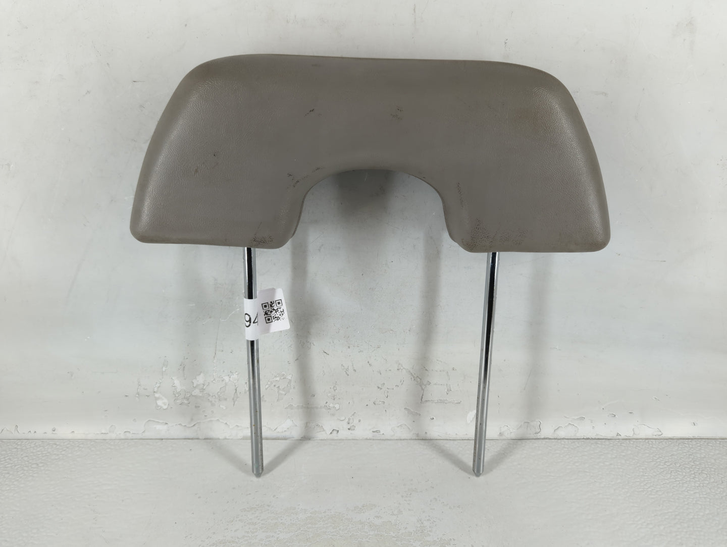 1994 Chevrolet C1500 Headrest Head Rest Front Driver Passenger Seat Fits OEM Used Auto Parts - Oemusedautoparts1.com
