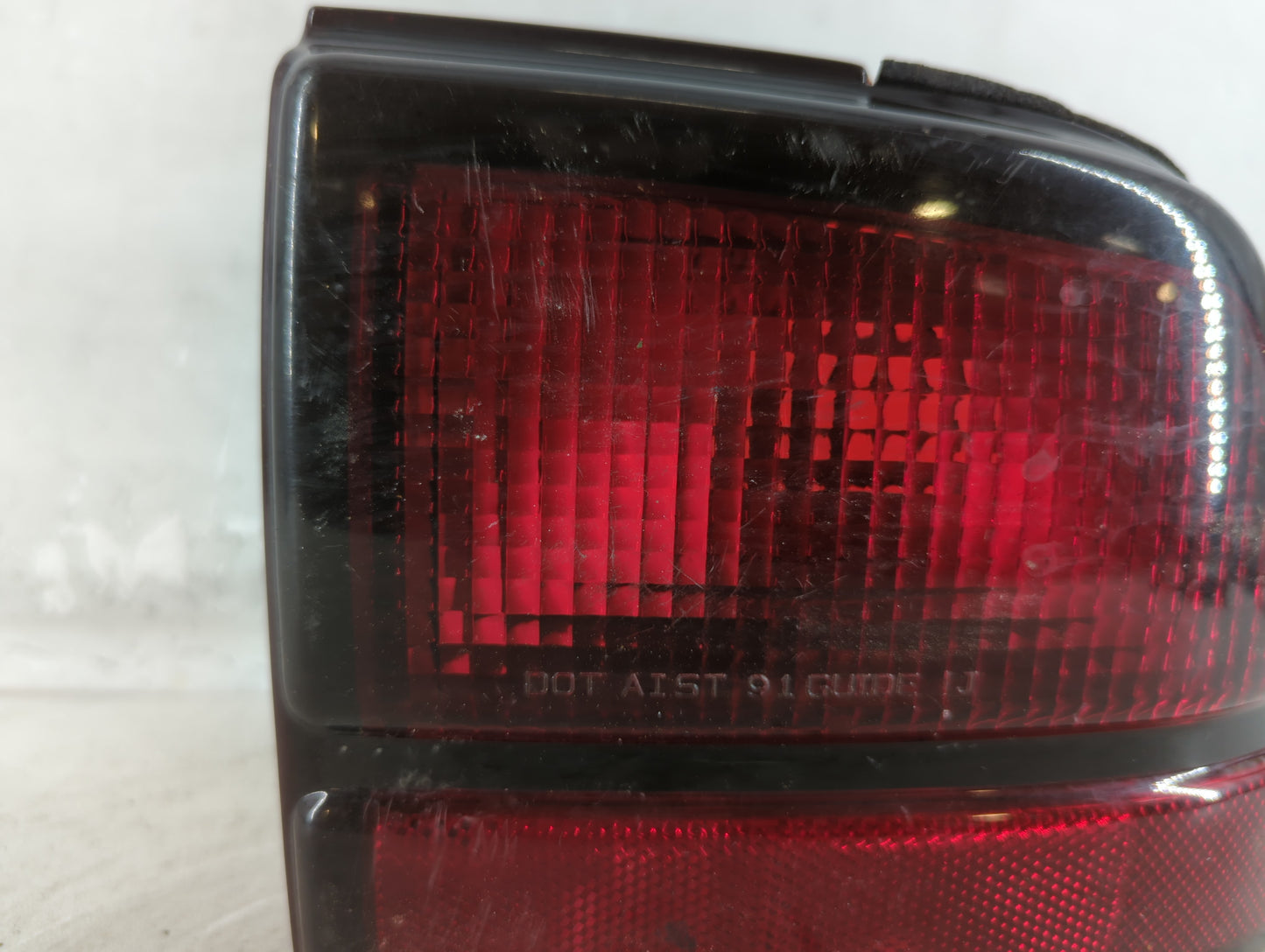 1994 Chevrolet Cavalier Tail Light Assembly Passenger Right OEM P/N:GM 165118581 Fits OEM Used Auto Parts - Oemusedautoparts
