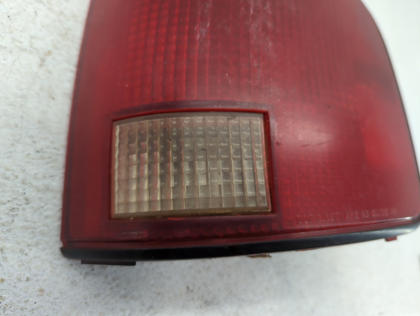 1994-2003 Chevrolet S10 Tail Light Assembly Passenger Right OEM P/N:16516094 Fits OEM Used Auto Parts - Oemusedautoparts1.co