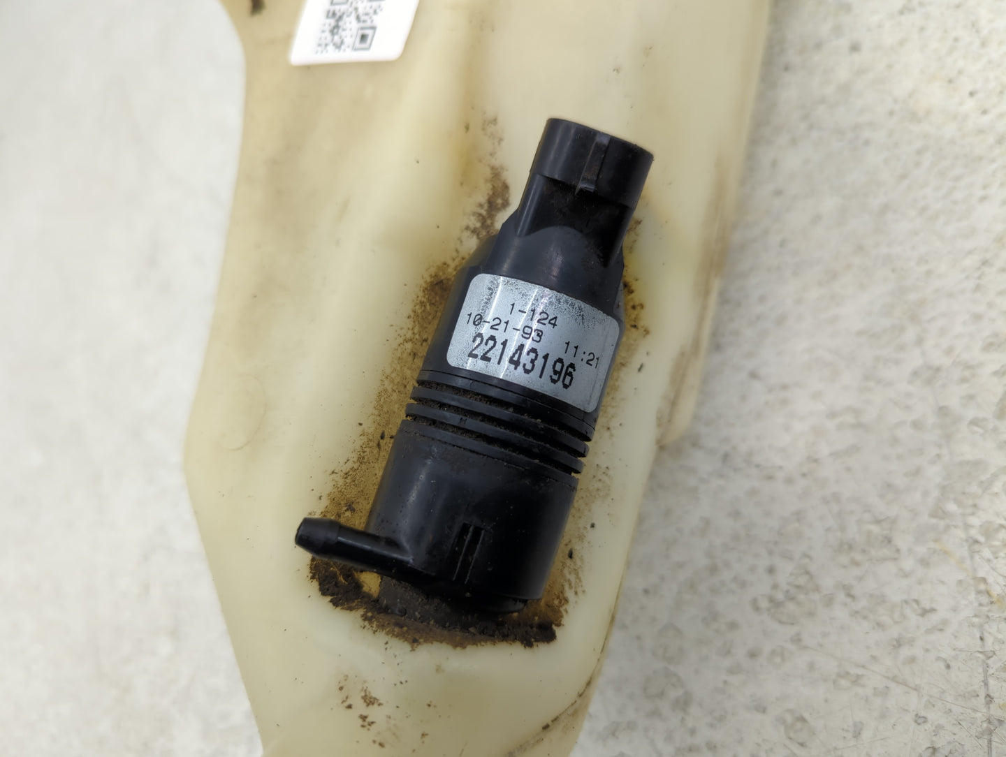 1994 Chevrolet S10 Windshield Washer Fluid Reservoir Bottle Oem - Oemusedautoparts1.com
