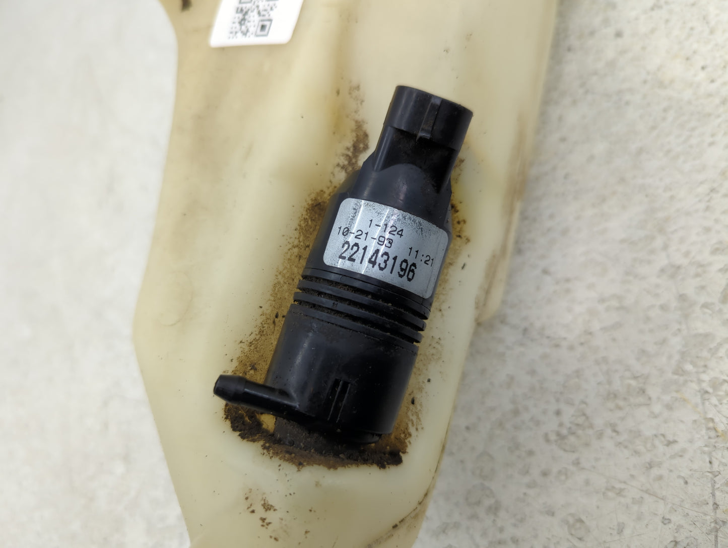 1994 Chevrolet S10 Windshield Washer Fluid Reservoir Bottle Oem - Oemusedautoparts1.com