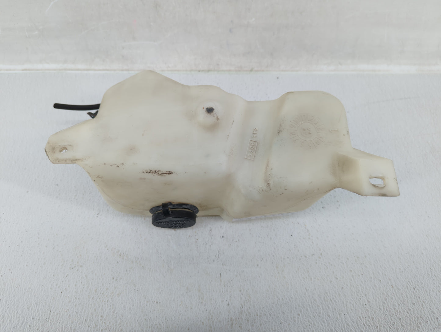 1994 Dodge Caravan Radiator Coolant Overflow Expansion Tank Bottle - Oemusedautoparts1.com