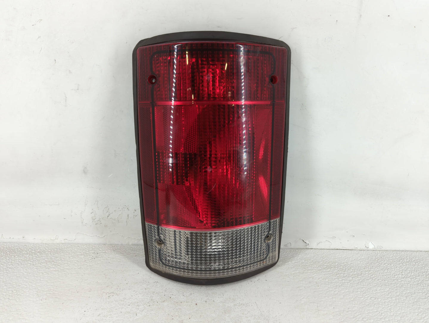 1994 Ford E-150 Tail Light Assembly Driver Left OEM P/N:9C24-13405-AC 44ZH815A Fits OEM Used Auto Parts - Oemusedautoparts1.