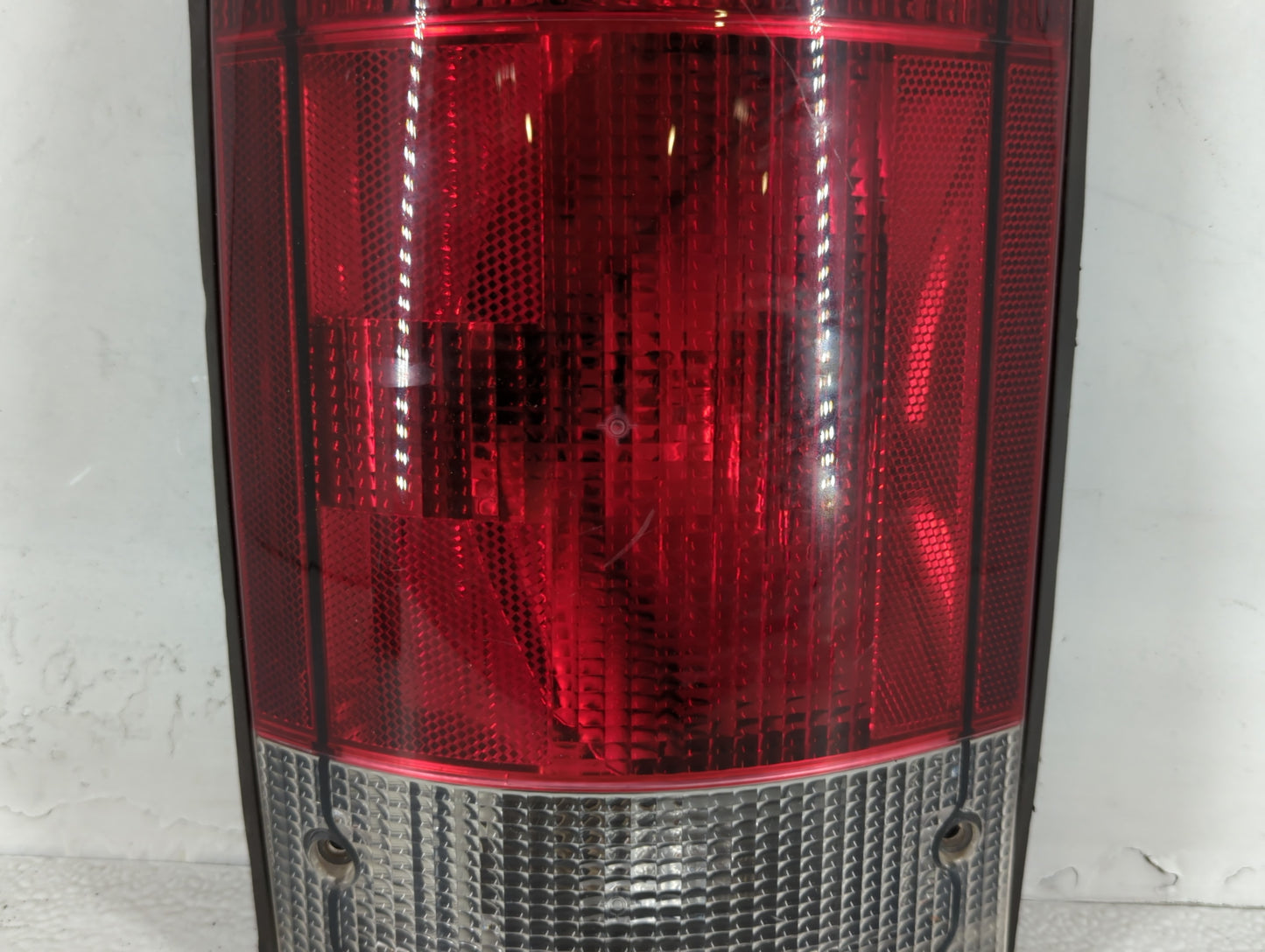 1994 Ford E-150 Tail Light Assembly Driver Left OEM P/N:9C24-13405-AC 44ZH815A Fits OEM Used Auto Parts - Oemusedautoparts1.