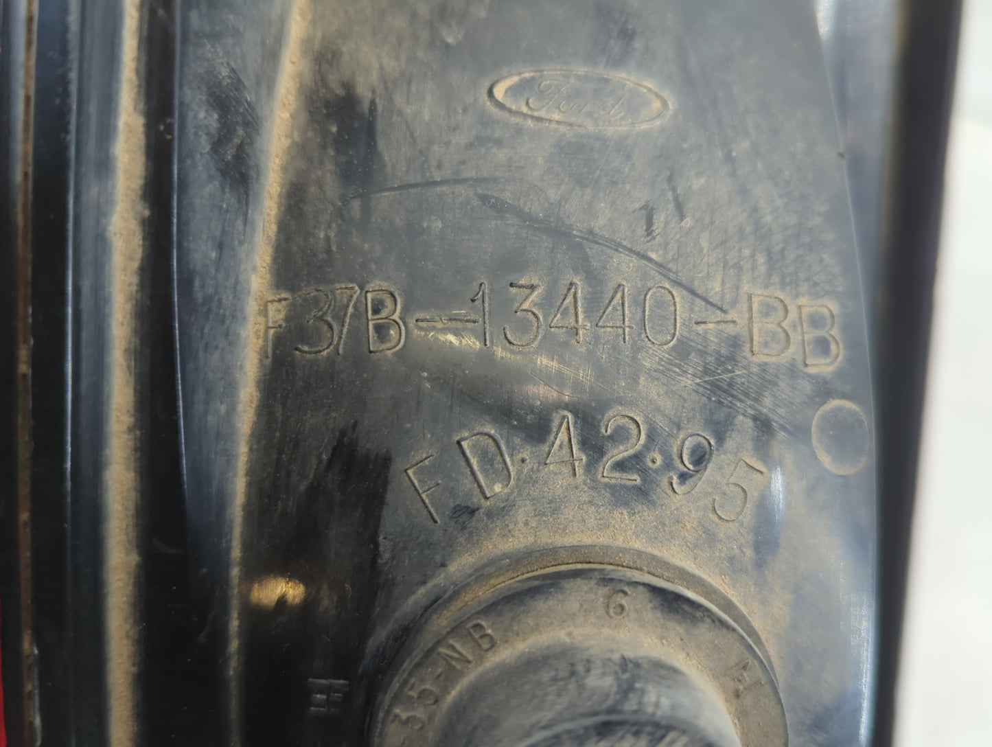 1994 Ford Explorer Tail Light Assembly Passenger Right OEM P/N:F37B-13440-BB Fits OEM Used Auto Parts - Oemusedautoparts1.co