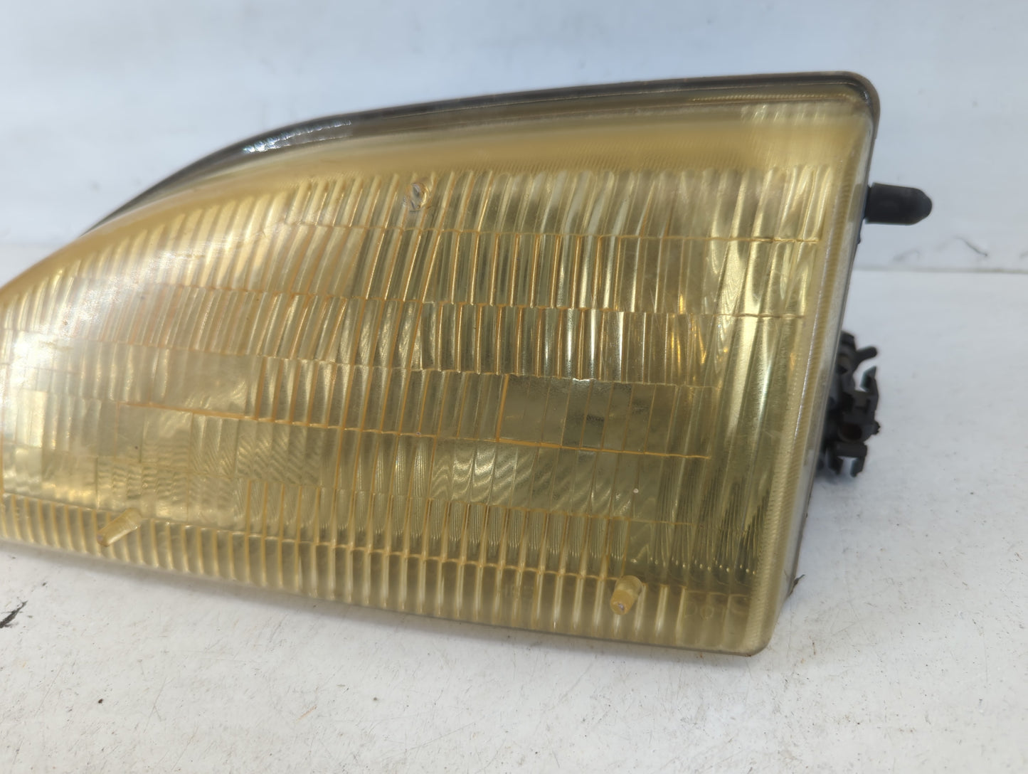 1994-1998 Ford Mustang Driver Left Oem Head Light Headlight Lamp - Oemusedautoparts1.com