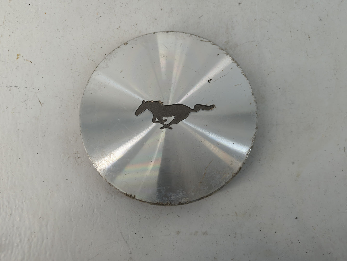 1994 Ford Mustang Center Cap Oem - Oemusedautoparts1.com