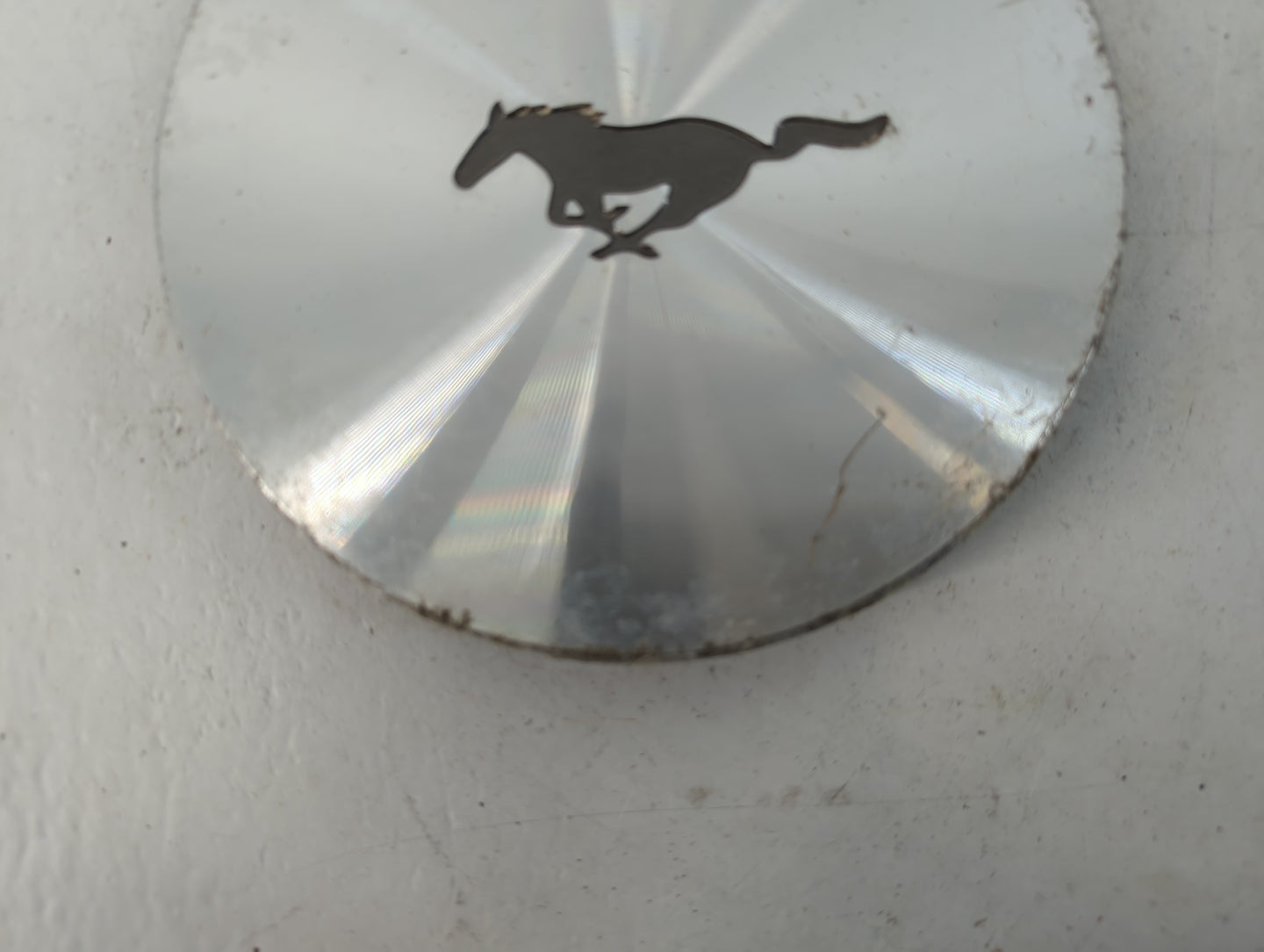 1994 Ford Mustang Center Cap Oem - Oemusedautoparts1.com