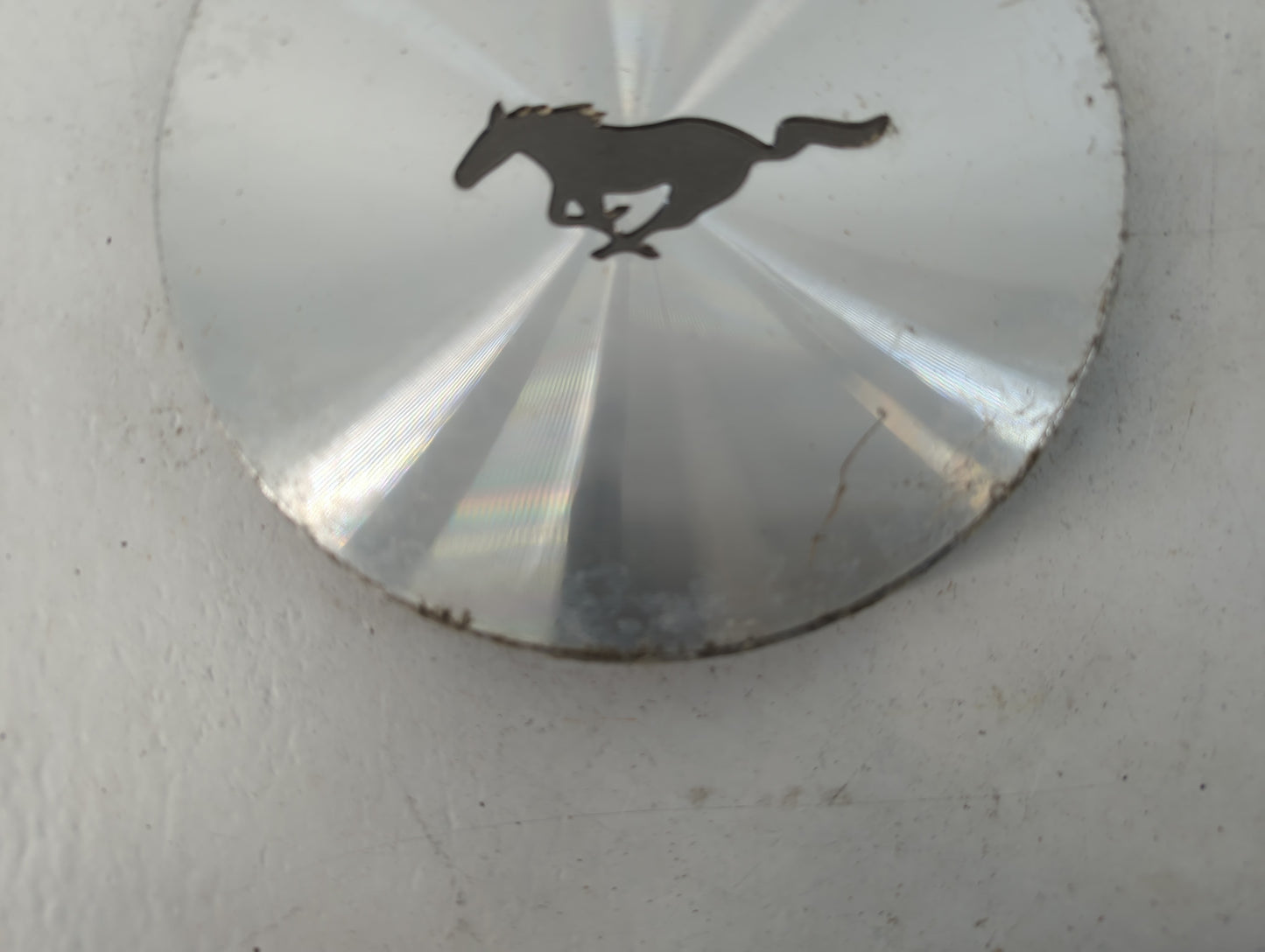 1994 Ford Mustang Center Cap Oem - Oemusedautoparts1.com