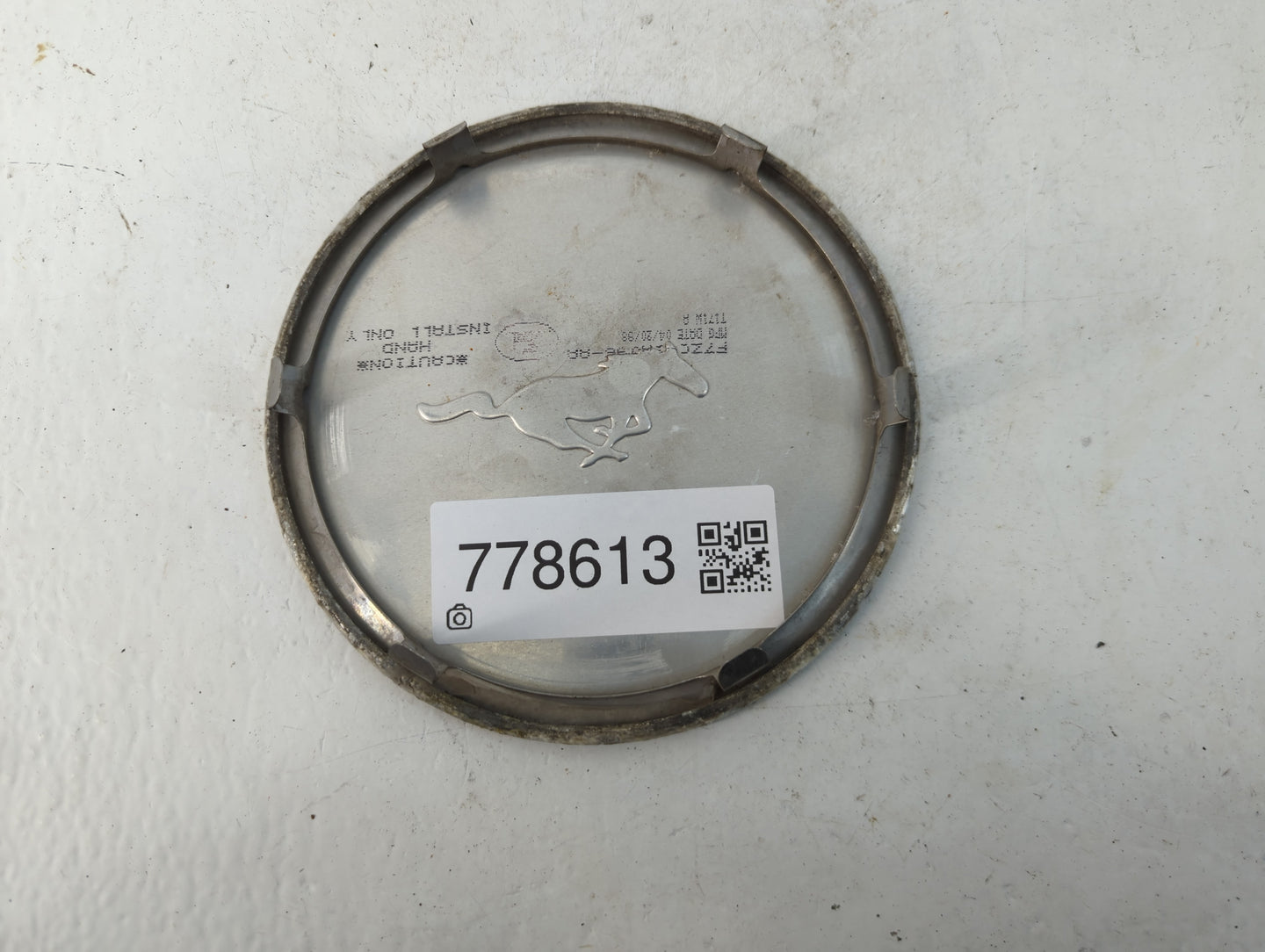 1994 Ford Mustang Center Cap Oem - Oemusedautoparts1.com