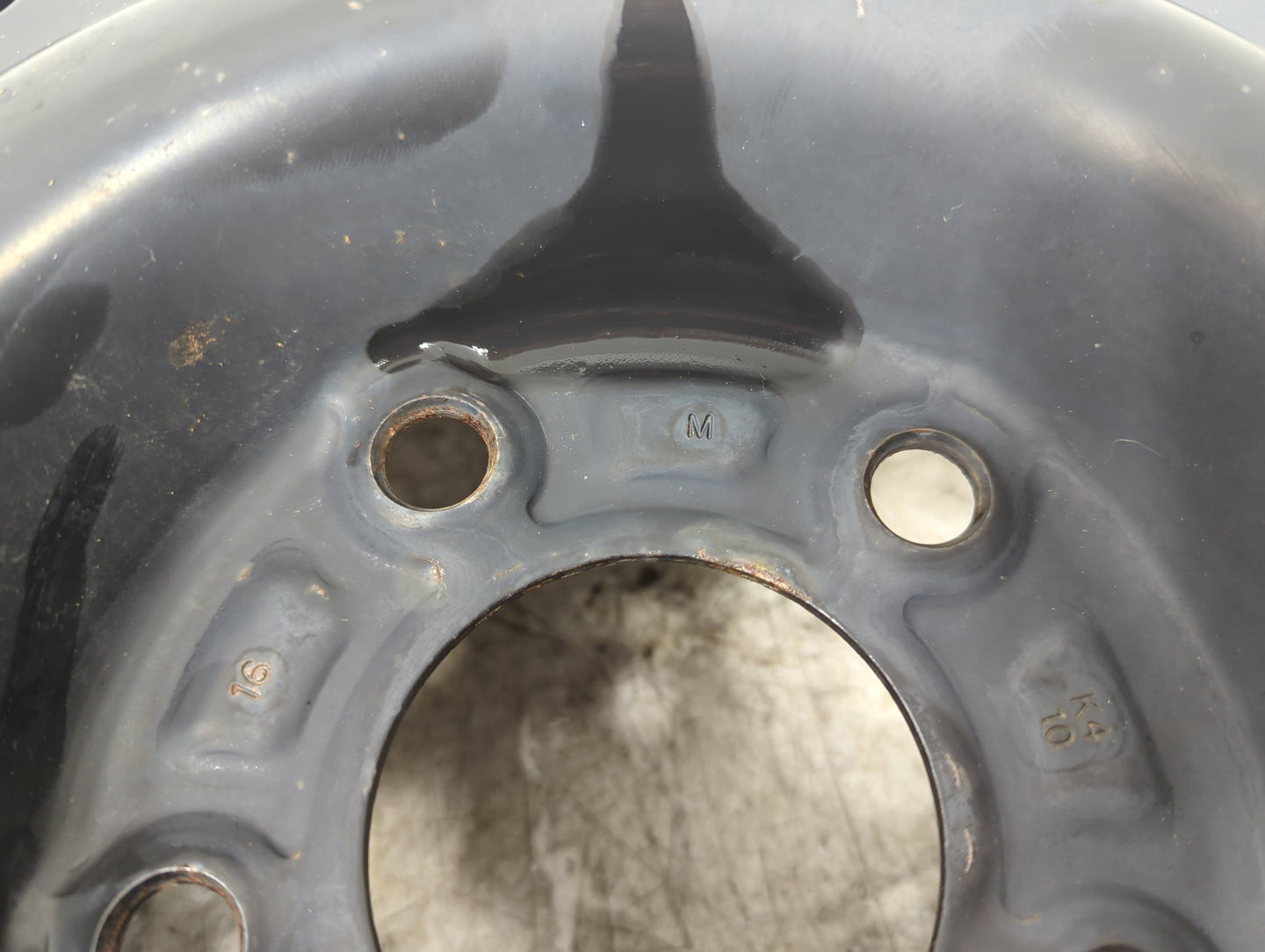 1994-1995 Ford Mustang Spare Donut Tire Wheel Rim Oem - Oemusedautoparts1.com