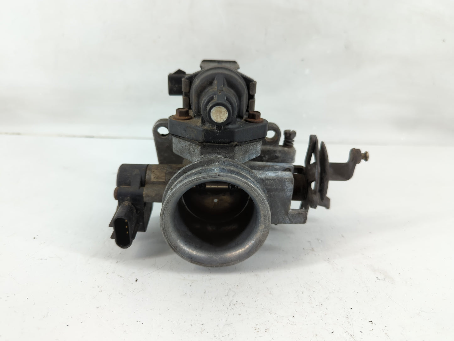 1994-1995 Ford Mustang Throttle Body Fits Fits 1994 1995 OEM Used Auto Parts - Oemusedautoparts1.com