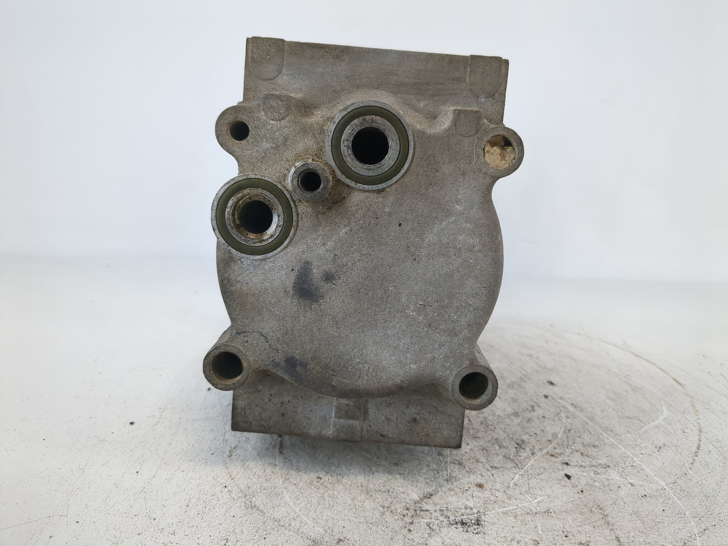 1994-1995 Ford Mustang Air Conditioning A/c Ac Compressor Oem - Oemusedautoparts1.com