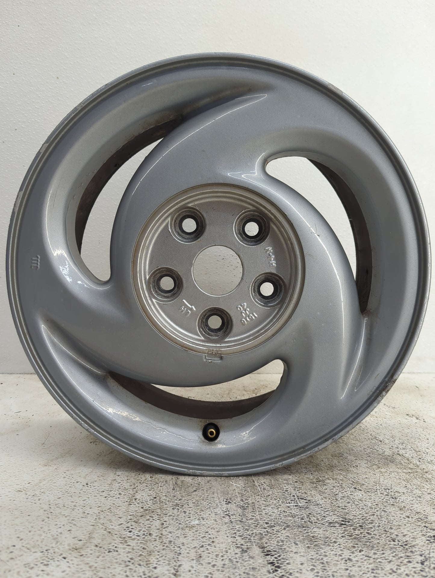 1994 Ford Probe Oem Wheel Rim 1020715 - Oemusedautoparts1.com