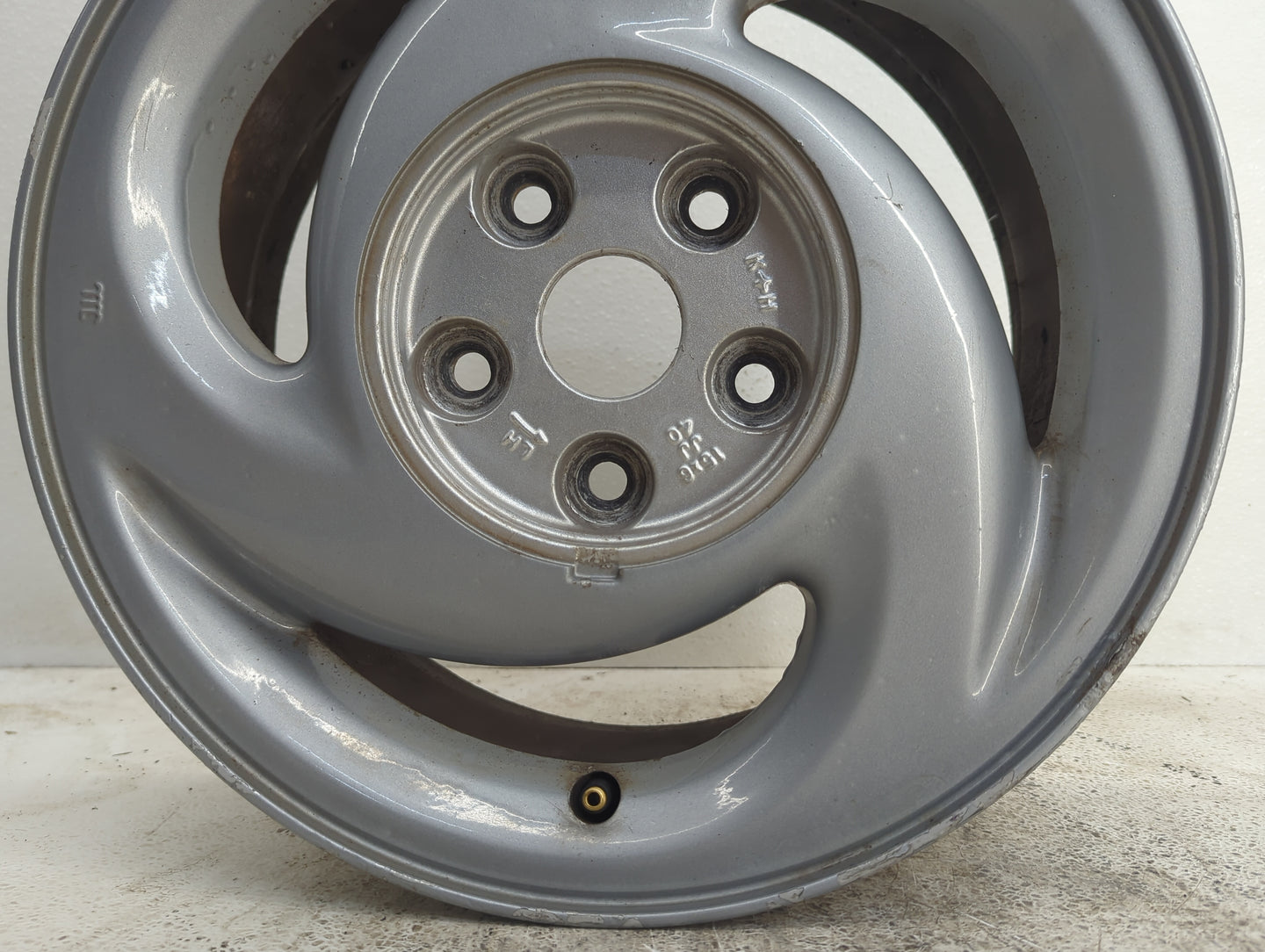 1994 Ford Probe Oem Wheel Rim 1020715 - Oemusedautoparts1.com
