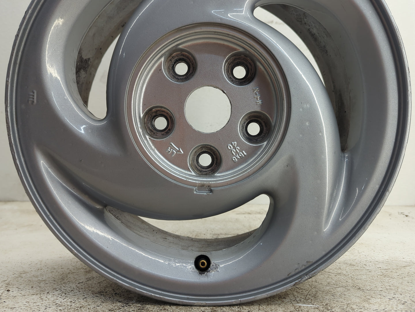 1994 Ford Probe Oem Wheel Rim - Oemusedautoparts1.com
