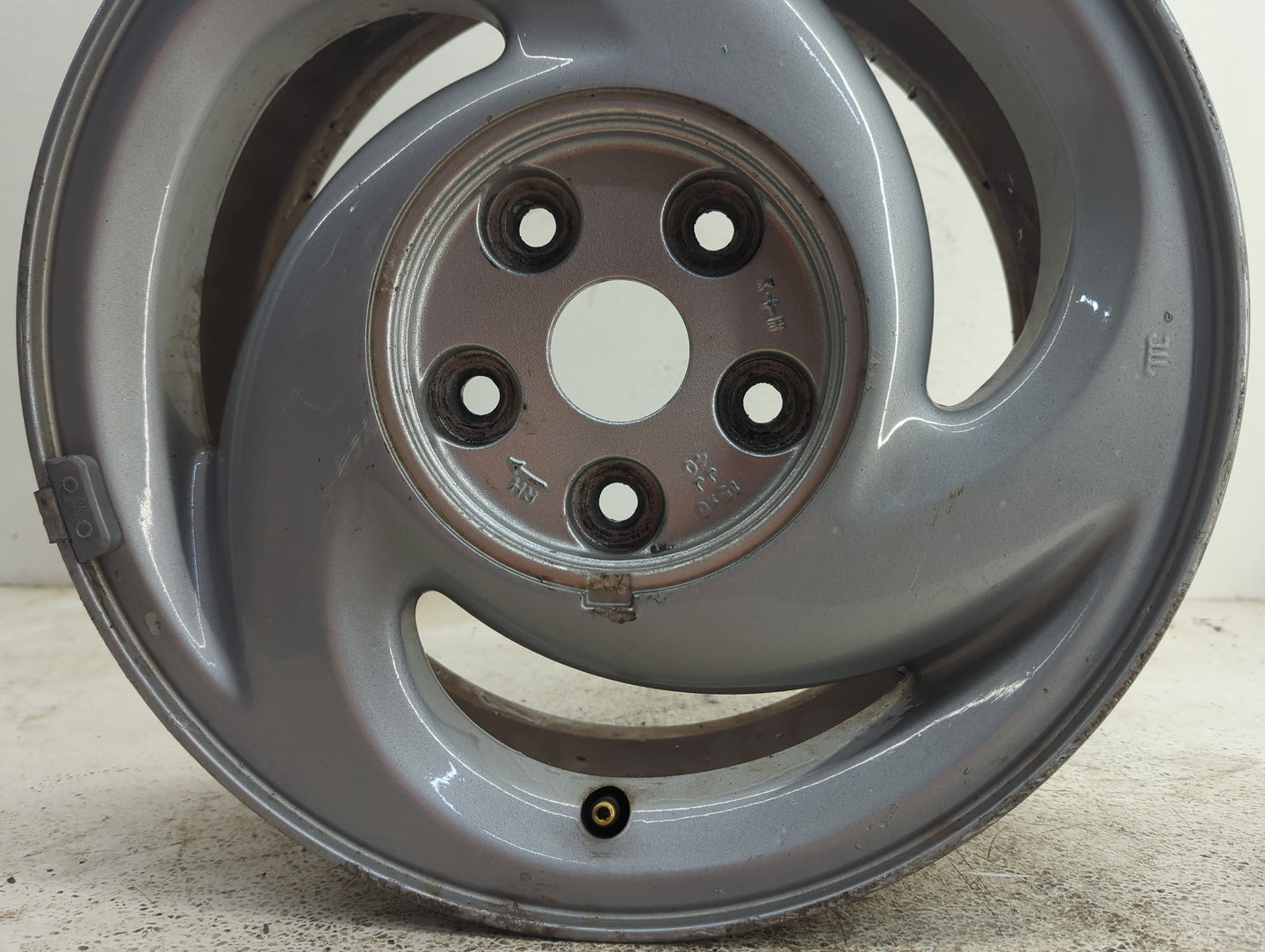 1994 Ford Probe Oem Wheel Rim 1020717 - Oemusedautoparts1.com
