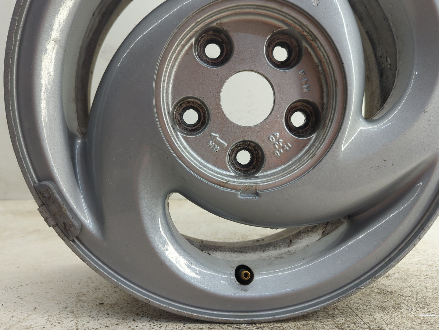 1994 Ford Probe Oem Wheel Rim - Oemusedautoparts1.com