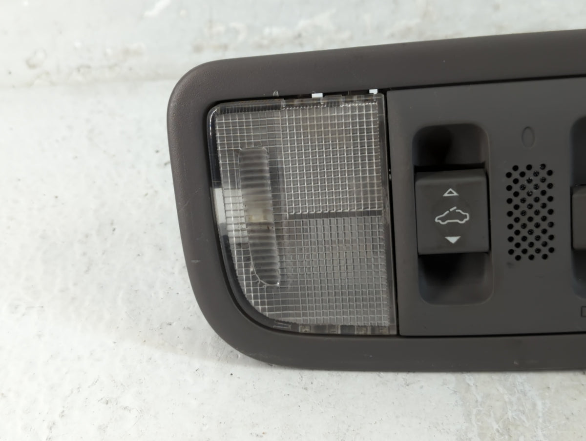 1994 Ford Ranger DOME LIGHT Title - Oemusedautoparts1.com