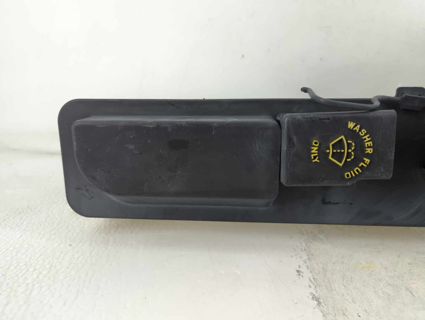 1994 Ford Ranger Windshield Washer Fluid Reservoir Bottle Oem - Oemusedautoparts1.com