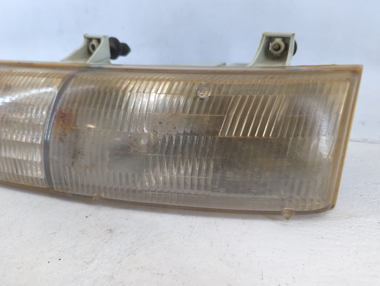 1994-1995 Ford Taurus Driver Left Oem Head Light Headlight Lamp - Oemusedautoparts1.com
