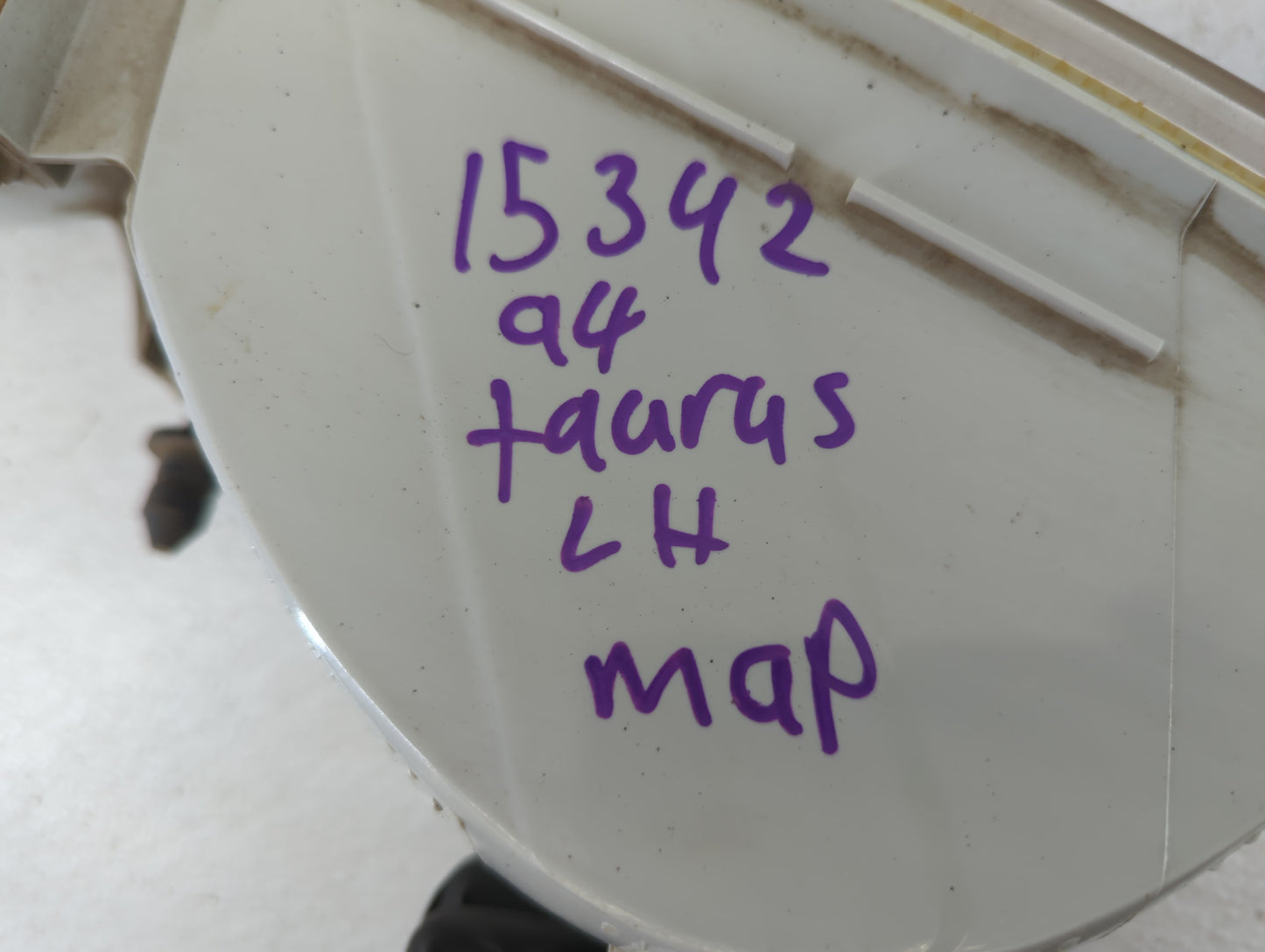 1994-1995 Ford Taurus Driver Left Oem Head Light Headlight Lamp - Oemusedautoparts1.com