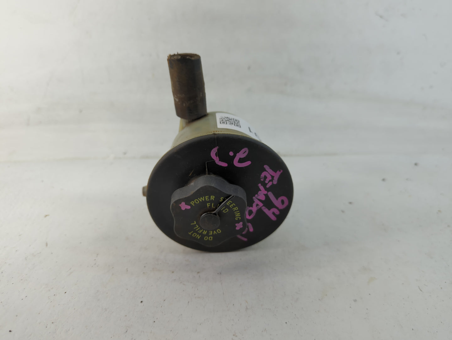 1994 Ford Tempo Power Steering Reservoir - Oemusedautoparts1.com