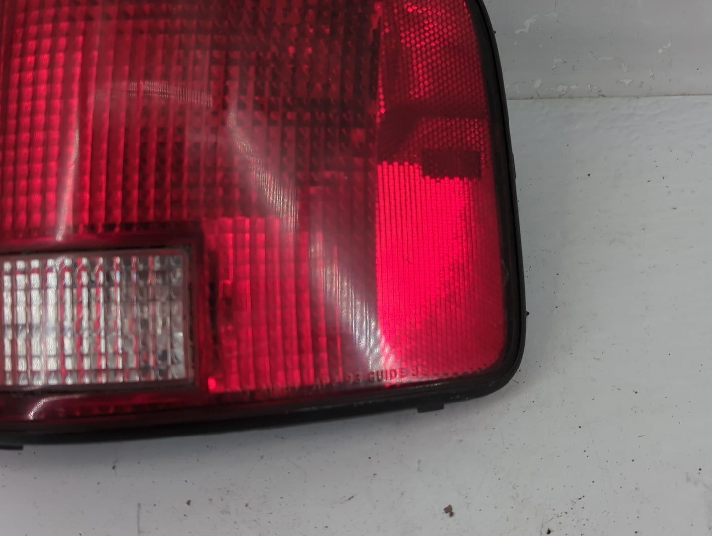 1994-2003 Gmc Sonoma Tail Light Assembly Passenger Right OEM P/N:16516094 Fits OEM Used Auto Parts - Oemusedautoparts1.com