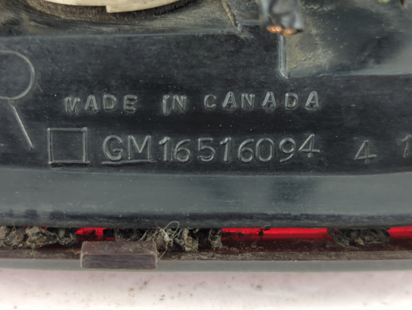 1994-2003 Gmc Sonoma Tail Light Assembly Passenger Right OEM P/N:16516094 Fits OEM Used Auto Parts - Oemusedautoparts1.com