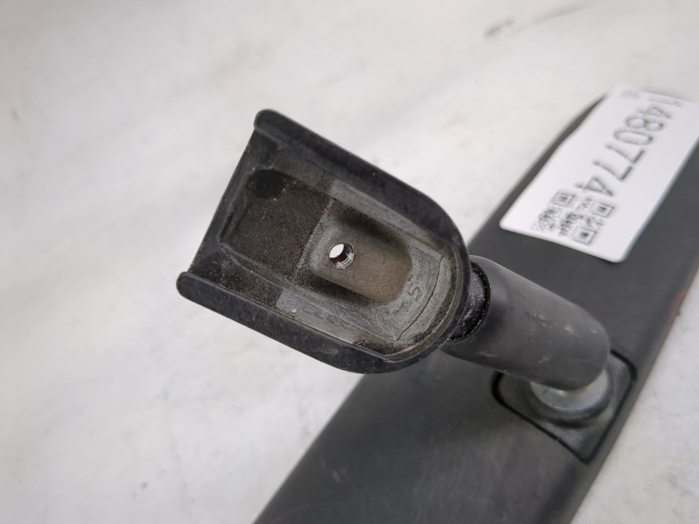 1994 Gmc Suburban 2500 Interior Rear View Mirror Replacement OEM Fits OEM Used Auto Parts - Oemusedautoparts1.com