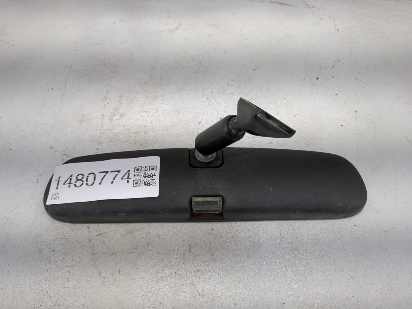 1994 Gmc Suburban 2500 Interior Rear View Mirror Replacement OEM Fits OEM Used Auto Parts - Oemusedautoparts1.com