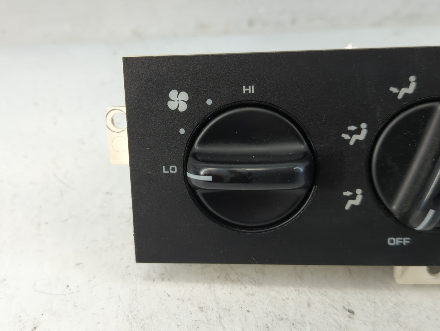1993-1995 Jeep Grand Cherokee Climate Control Module Temperature AC/Heater Replacement Fits Fits 1993 1994 1995 OEM Used Aut