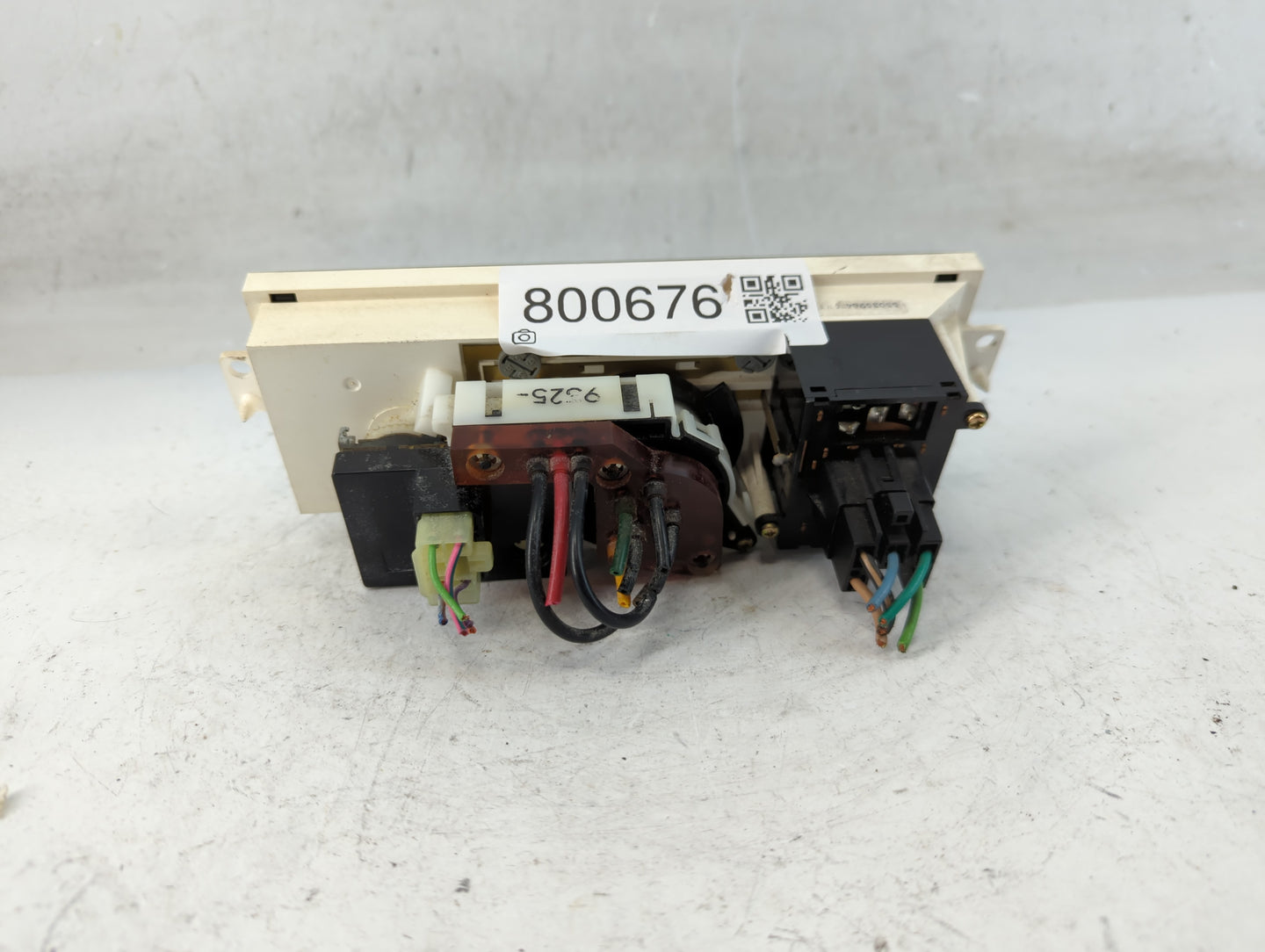 1993-1995 Jeep Grand Cherokee Climate Control Module Temperature AC/Heater Replacement Fits Fits 1993 1994 1995 OEM Used Aut