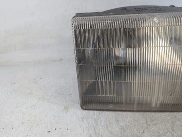 1993 Jeep Grand Cherokee Passenger Right Oem Head Light Headlight Lamp
