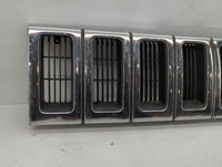 1993-1995 Jeep Grand Cherokee Front Grille Bumper Not Included - Oemusedautoparts1.com