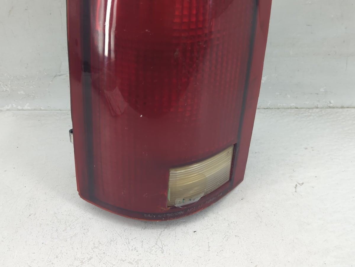 1994 Lexus Ct200h Tail Light Assembly Driver Left OEM P/N:16506349 Fits Fits 1992 1993 1995 1996 1997 1998 1999 2000 OEM Use