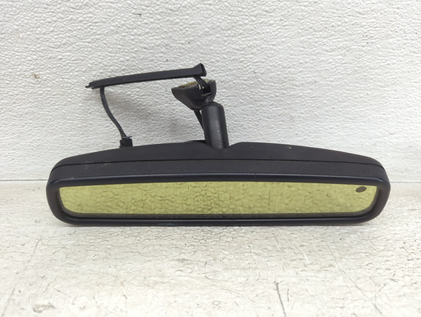 1994 Lincoln Town Car Interior Rear View Mirror Replacement OEM P/N:GNTX-100 Fits OEM Used Auto Parts - Oemusedautoparts1.co