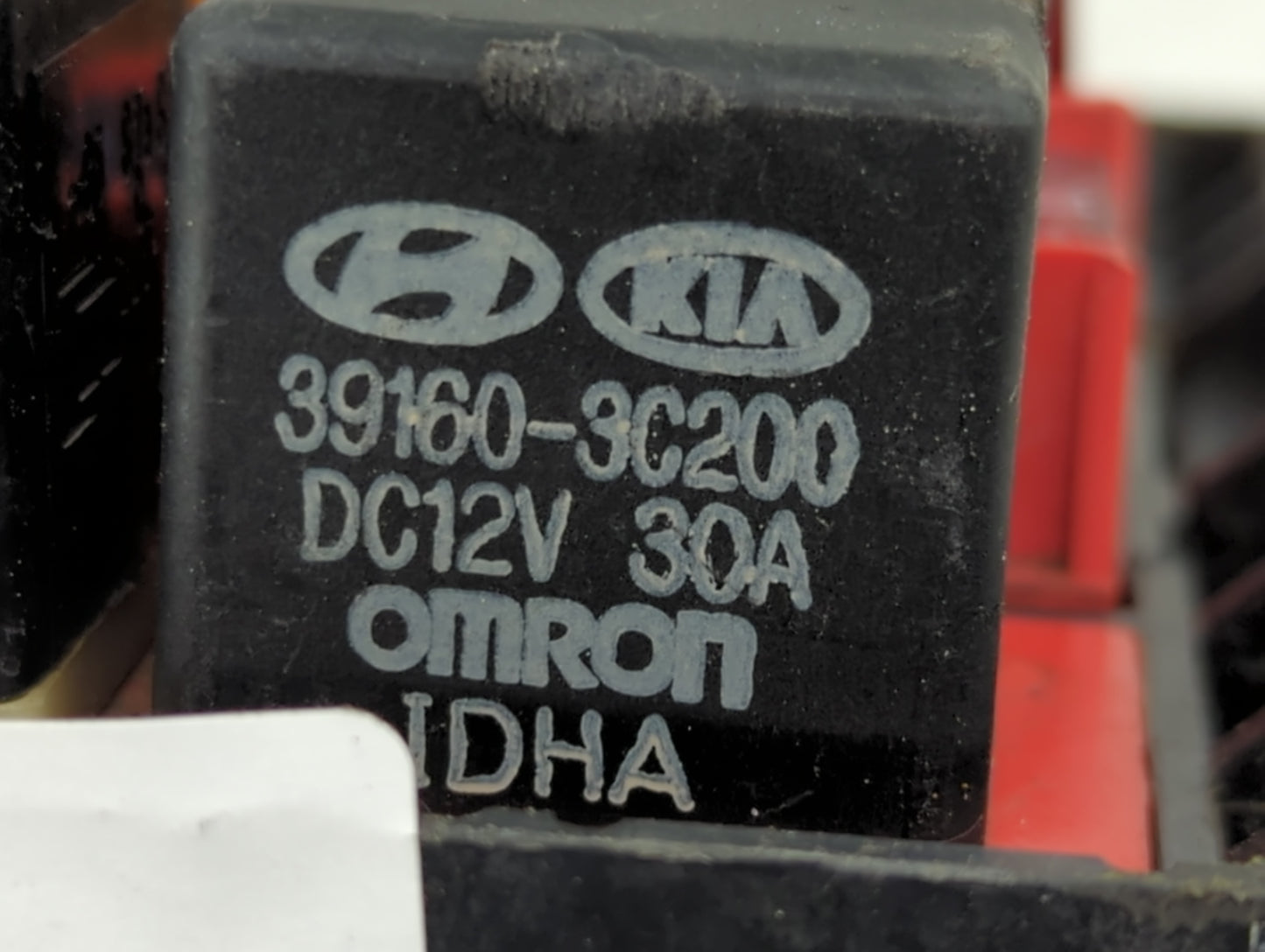1994 Lincoln Town Car Fusebox Fuse Box Panel Relay Module P/N:F0AB-14B192-AA 39160-3C200 Fits OEM Used Auto Parts - Oemuseda