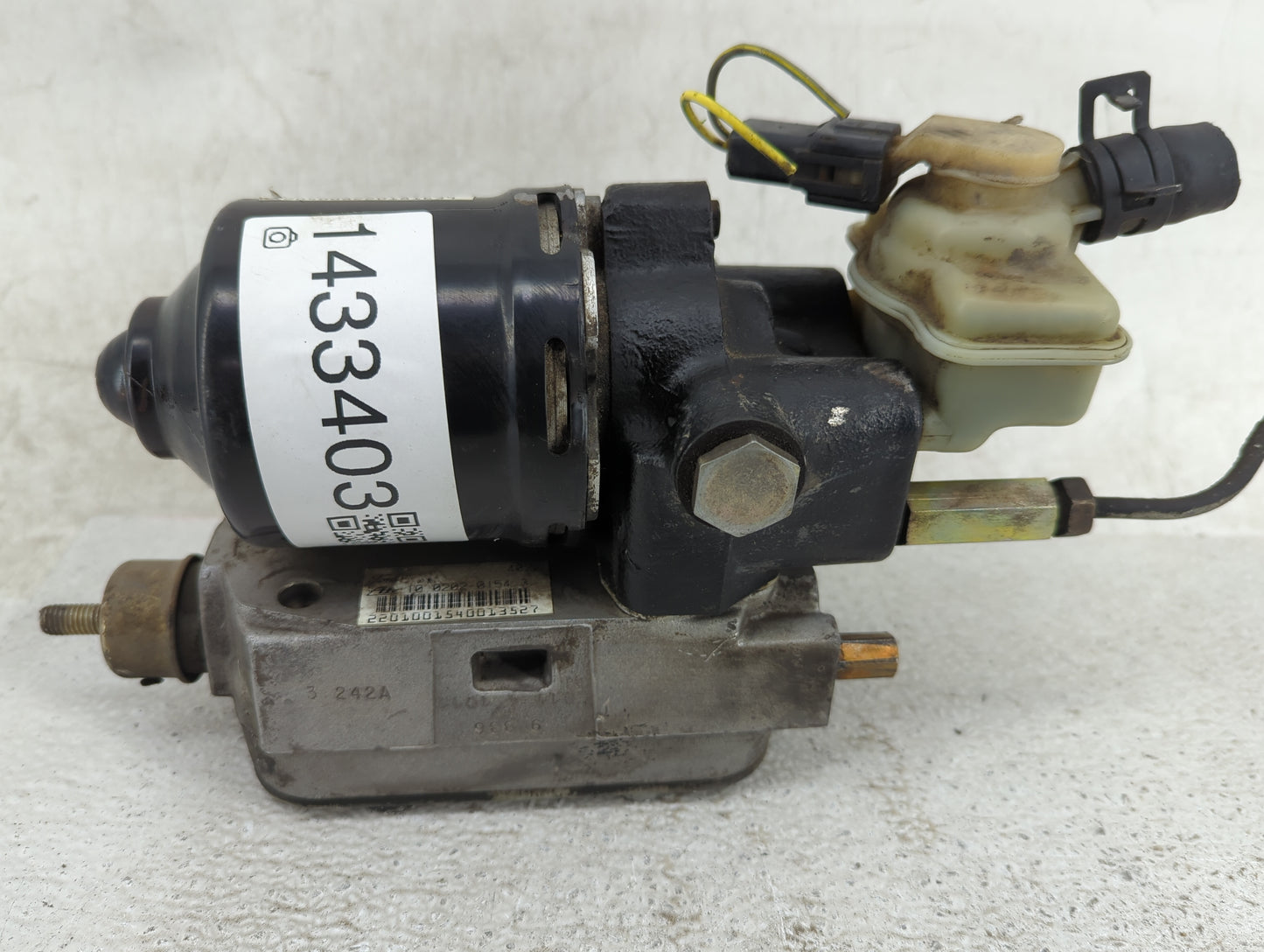 1994 Mercury Grand Marquis ABS Pump Control Module Replacement Fits OEM Used Auto Parts - Oemusedautoparts1.com