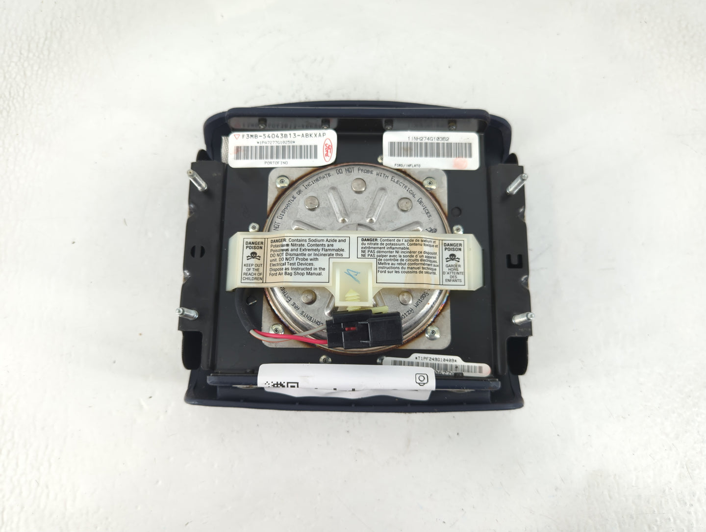 1994 Mercury Grand Marquis Air Bag Driver Left Steering Wheel Mounted - Oemusedautoparts1.com