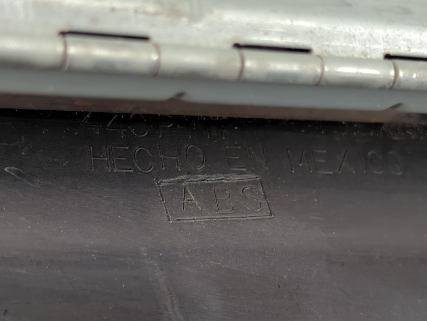 1994 Mercury Grand Marquis Passenger Glove Box Door Storage Compartment - Oemusedautoparts1.com